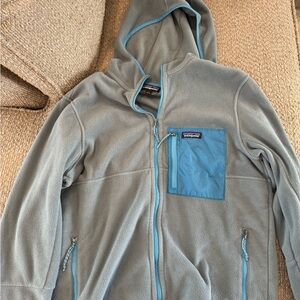 Patagonia Fleece Jacket in Gray with Blue Trim